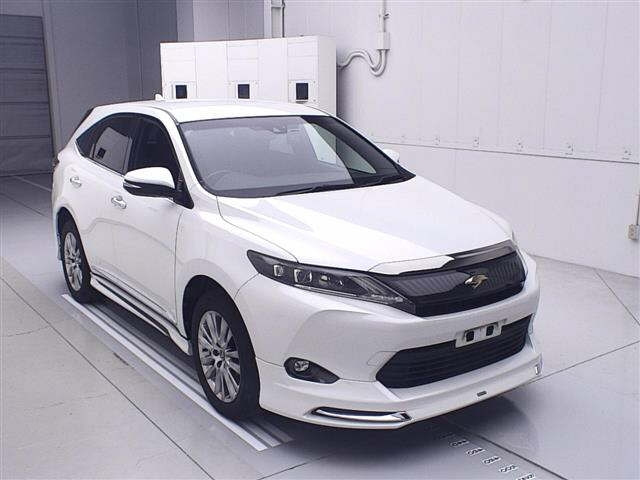 TOYOTA HARRIER 2015
