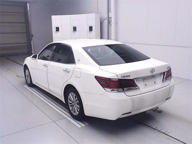 TOYOTA CROWN 2013