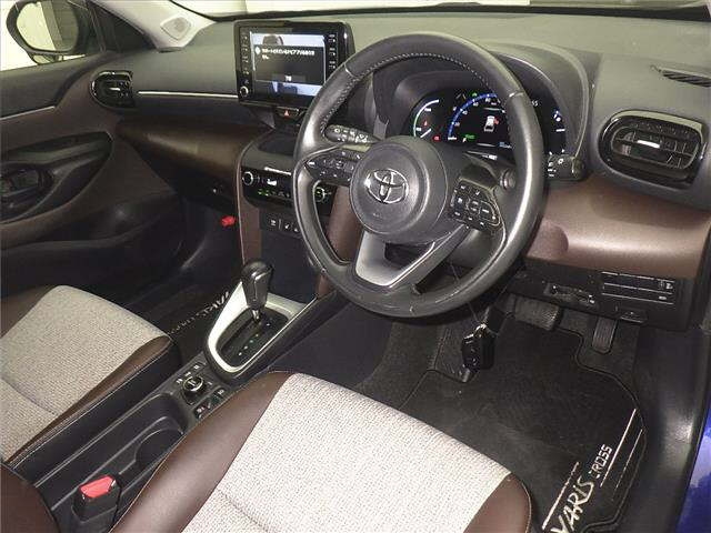 TOYOTA YARIS CROSS 2020
