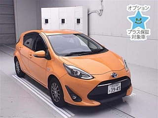 TOYOTA AQUA 2017
