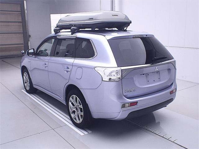 MITSUBISHI OUTLANDER PHEV 2014