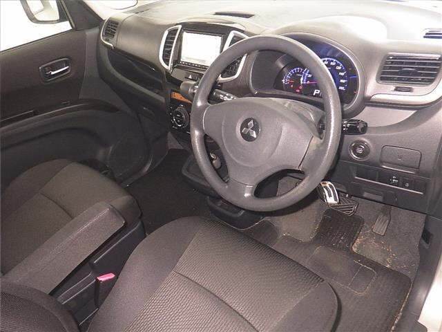 MITSUBISHI DELICA D2 2012