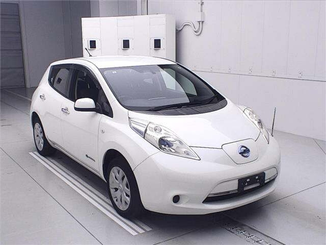 NISSAN LEAF 2015