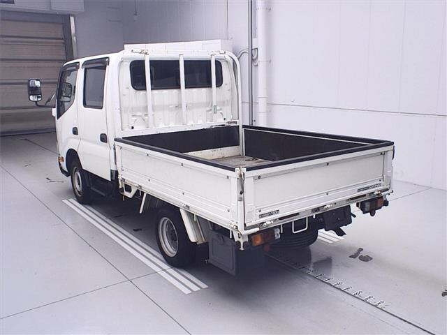 TOYOTA DYNA 2019