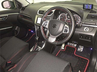 SUZUKI SWIFT 2012