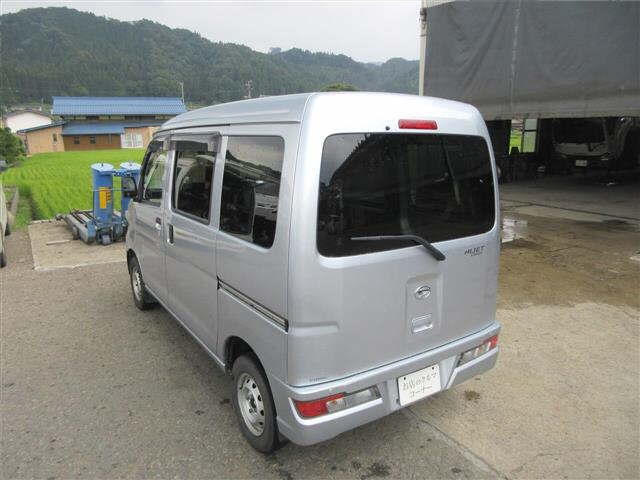 DAIHATSU HIJET VAN 2021