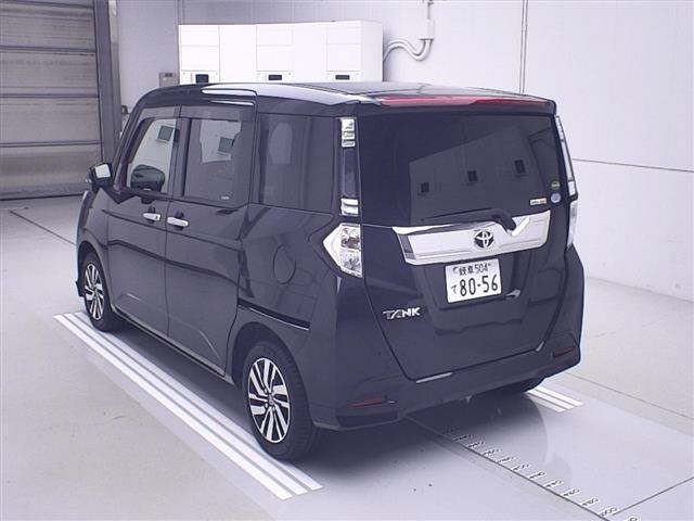 TOYOTA TANK 2017