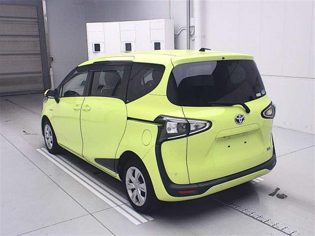 TOYOTA SIENTA 2019
