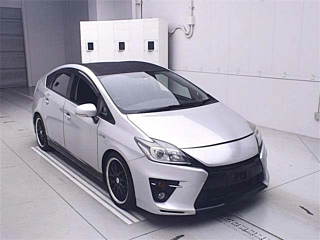 TOYOTA PRIUS 2012