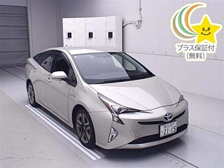TOYOTA PRIUS 2017