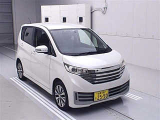 NISSAN DAYZ 2013