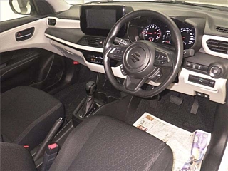 SUZUKI SWIFT 2023
