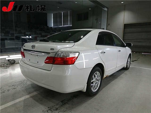 TOYOTA PREMIO 2008