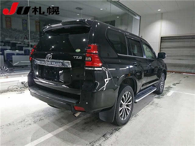 TOYOTA LAND CRUISER PRADO 2020