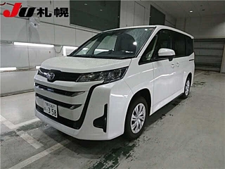 TOYOTA NOAH 2025