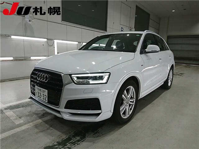 AUDI Q3 2018
