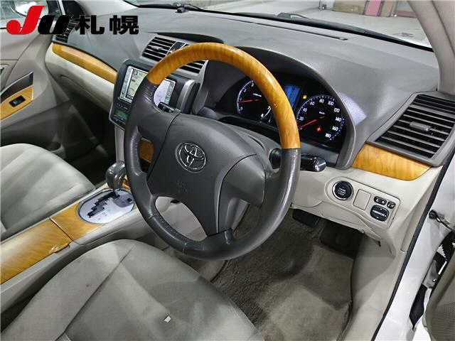 TOYOTA PREMIO 2008