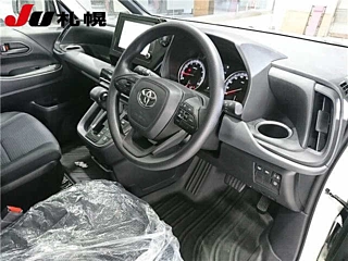 TOYOTA NOAH 2025