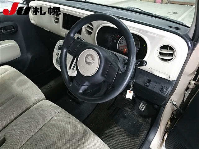 DAIHATSU MIRA 2010