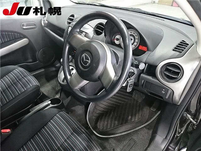 MAZDA DEMIO 2009