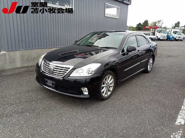 TOYOTA CROWN 2010