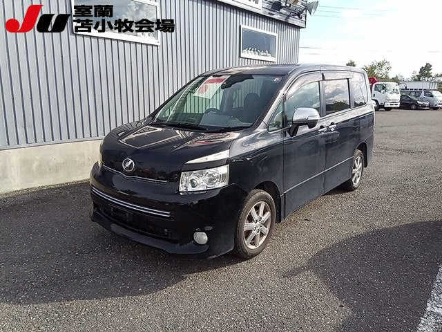 TOYOTA VOXY 2008
