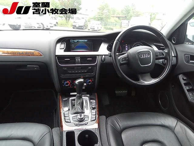AUDI A4 2010