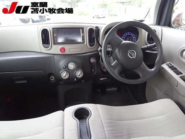 NISSAN CUBE 2011
