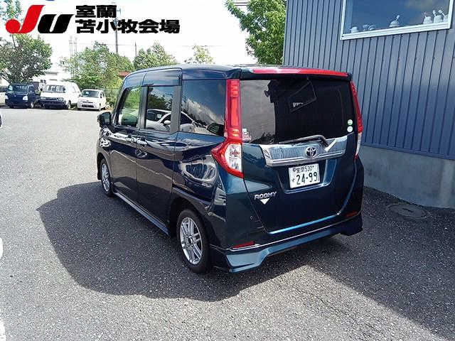 TOYOTA ROOMY 2017