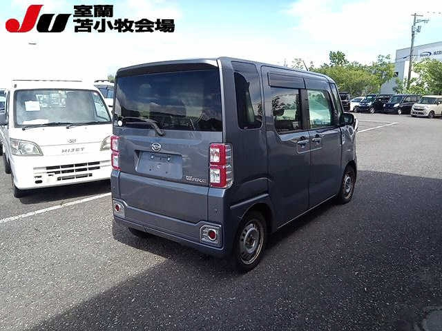 DAIHATSU WAKE 2021