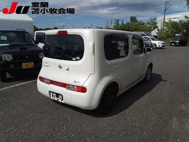 NISSAN CUBE 2011