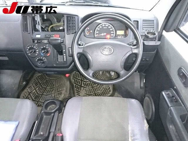 TOYOTA TOWN ACE VAN 2017