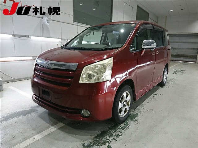 TOYOTA NOAH 2008