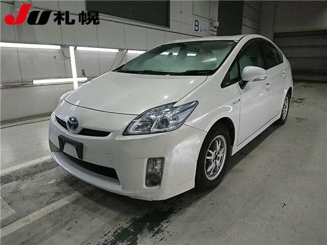 TOYOTA PRIUS 2011