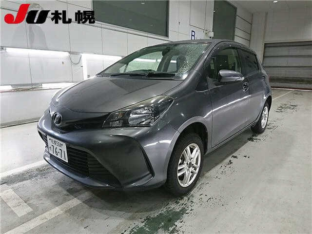 TOYOTA VITZ 2015