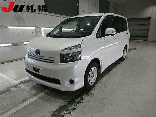 TOYOTA VOXY 2008