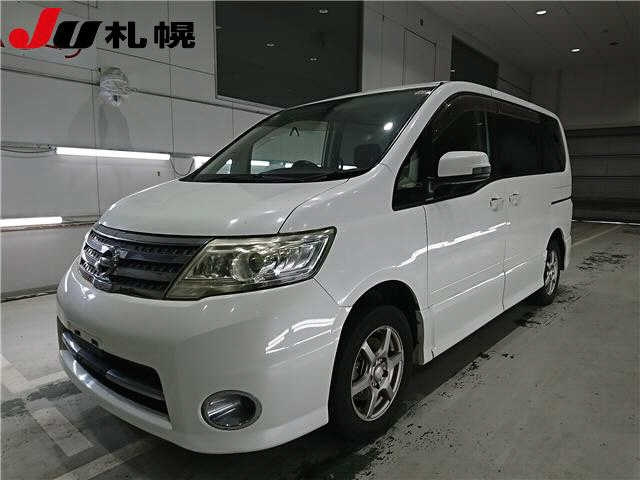 NISSAN SERENA 2010