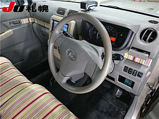 DAIHATSU MOVE CONTE 2010