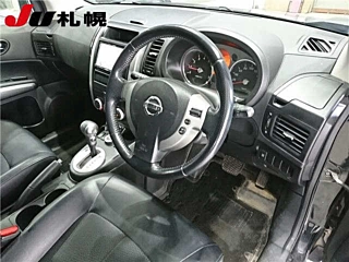 NISSAN X-TRAIL 2010