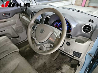 SUZUKI SPACIA 2013