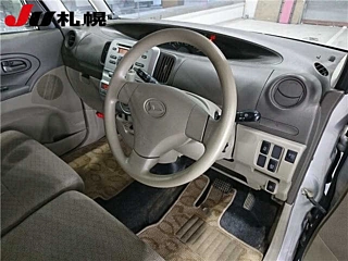 DAIHATSU TANTO 2013