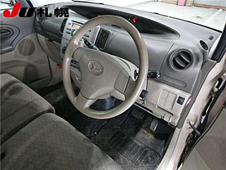 DAIHATSU TANTO 2010