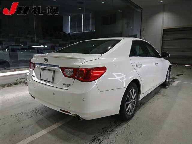 TOYOTA MARK X 2010
