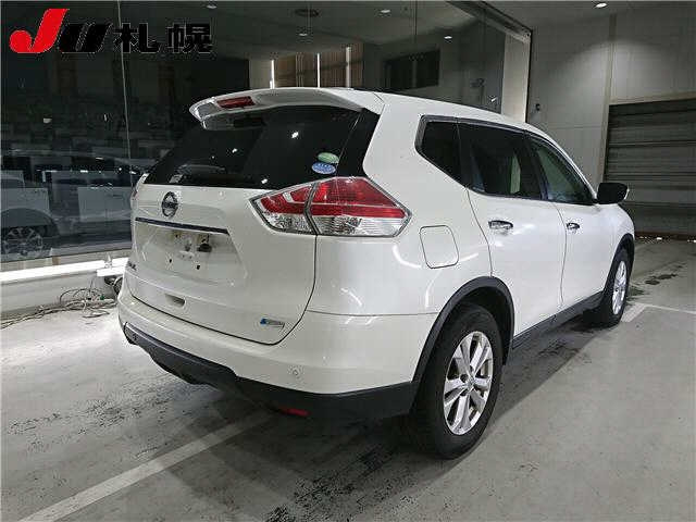 NISSAN X-TRAIL 2014