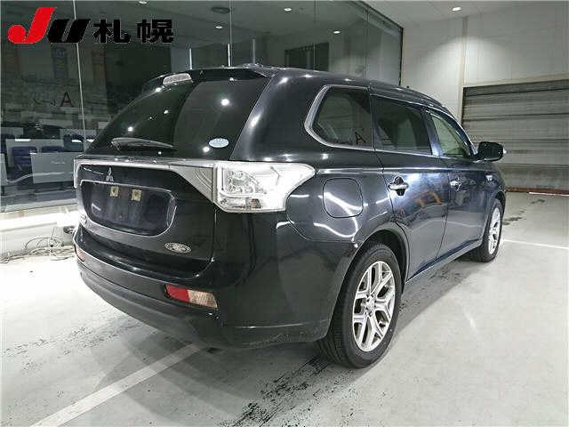 MITSUBISHI OUTLANDER PHEV 2014