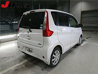 NISSAN DAYZ 2013