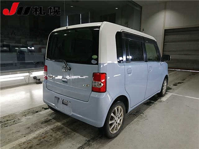 TOYOTA PIXIS SPACE 2013