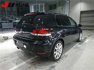 VOLKSWAGEN GOLF 2009