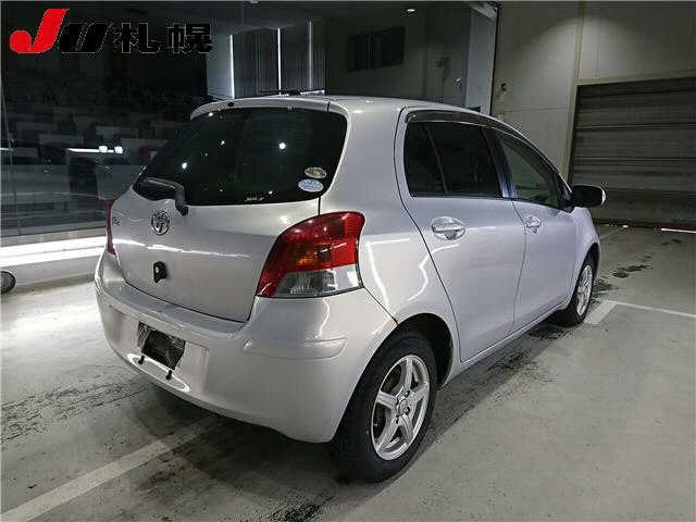 TOYOTA VITZ 2008