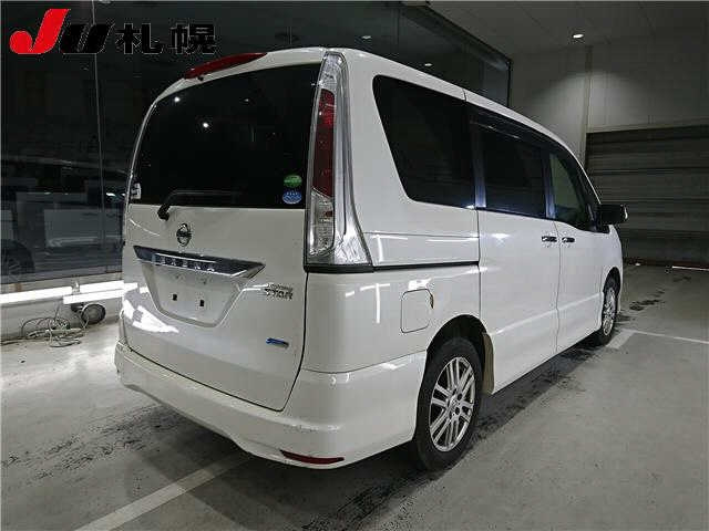 NISSAN SERENA 2013